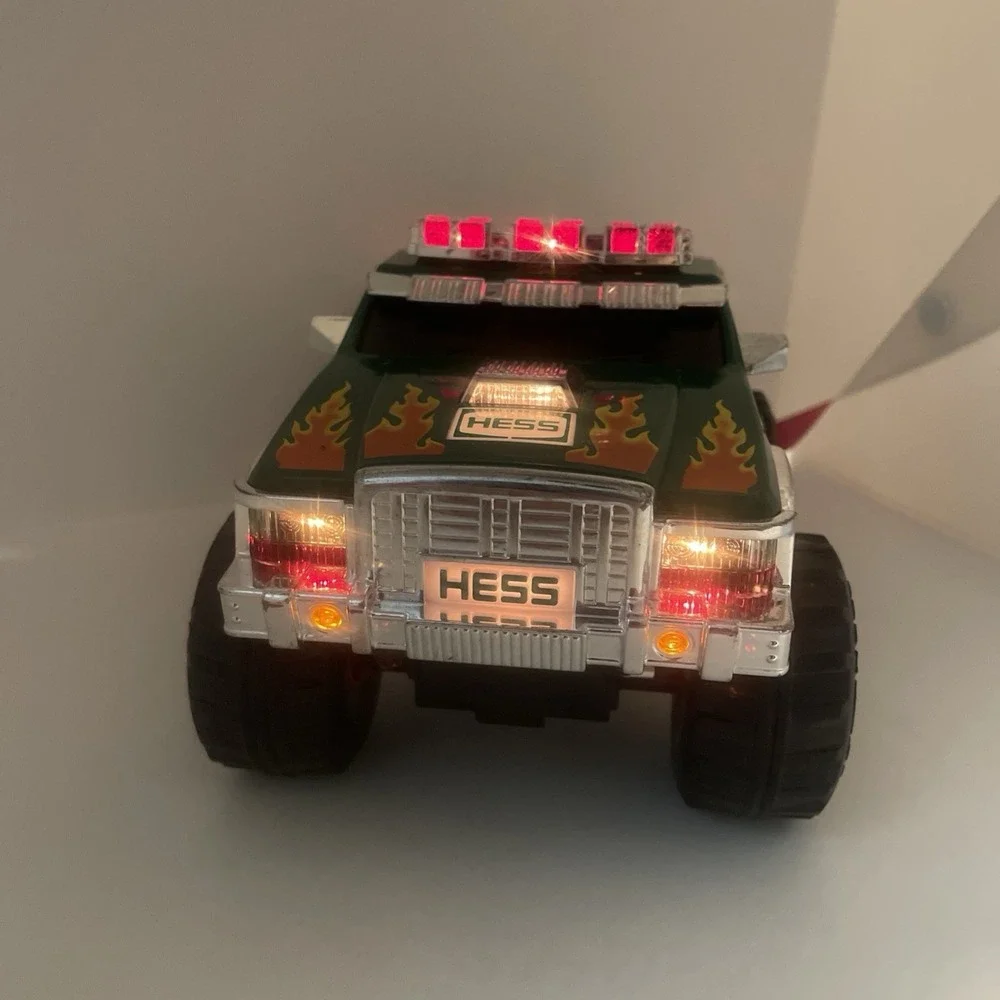 Hess 2007 Gasoline Monster Truck w/ Working Lights and Sounds‎ SHIPS FREE #1